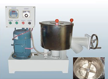 What are the performance advantages of plastic mixer